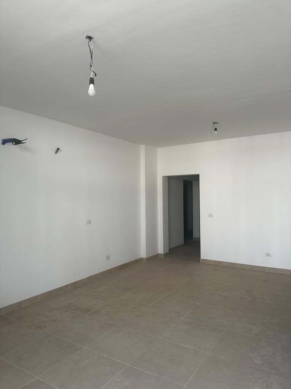 شقه 3 غرف نوم على فيو فلل ومتشطبه بالمراسم