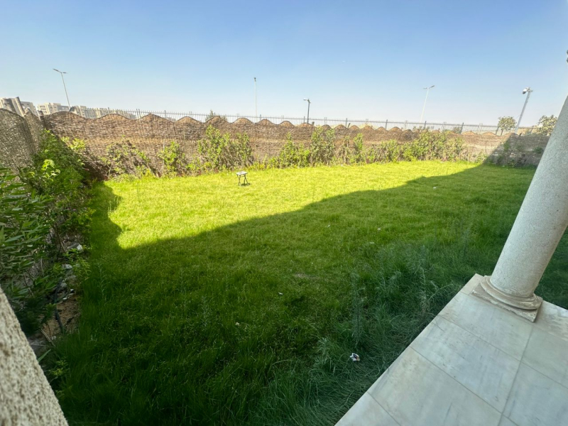 شقه 175م جاردن متشطبه في ماونتن فيو هايد بارك اقل