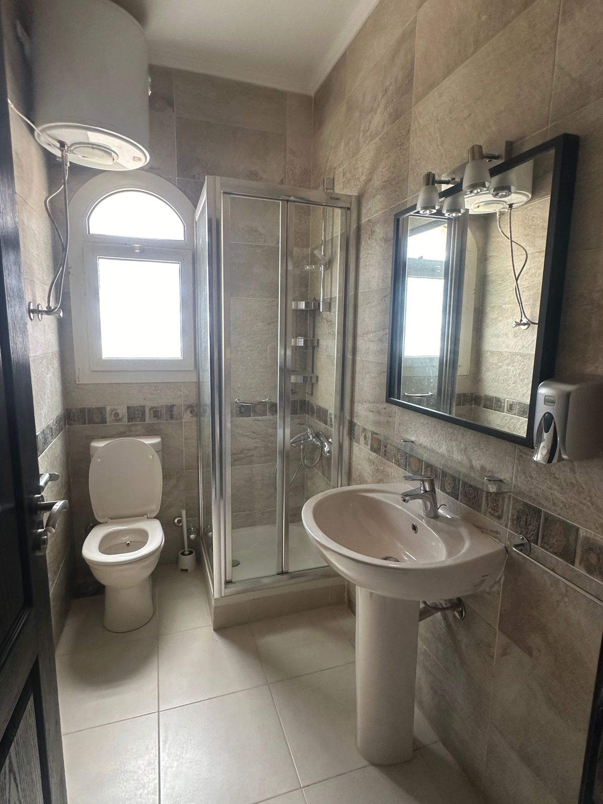 صورة مصغرة 4