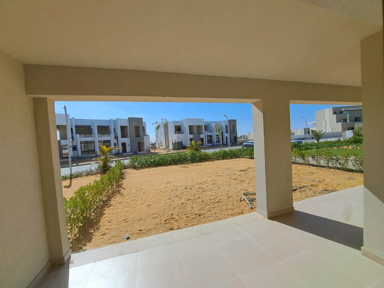 شاليه ارضي بموقع مميز في ازها العين السخنة- اكامار