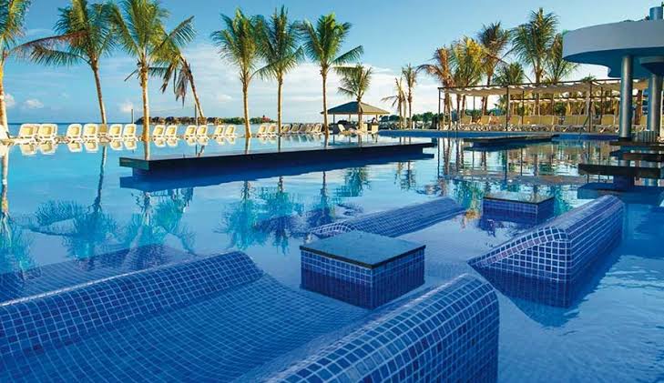 شاليه دور تاني مع روف بالتقسيط للبيع في جايا .