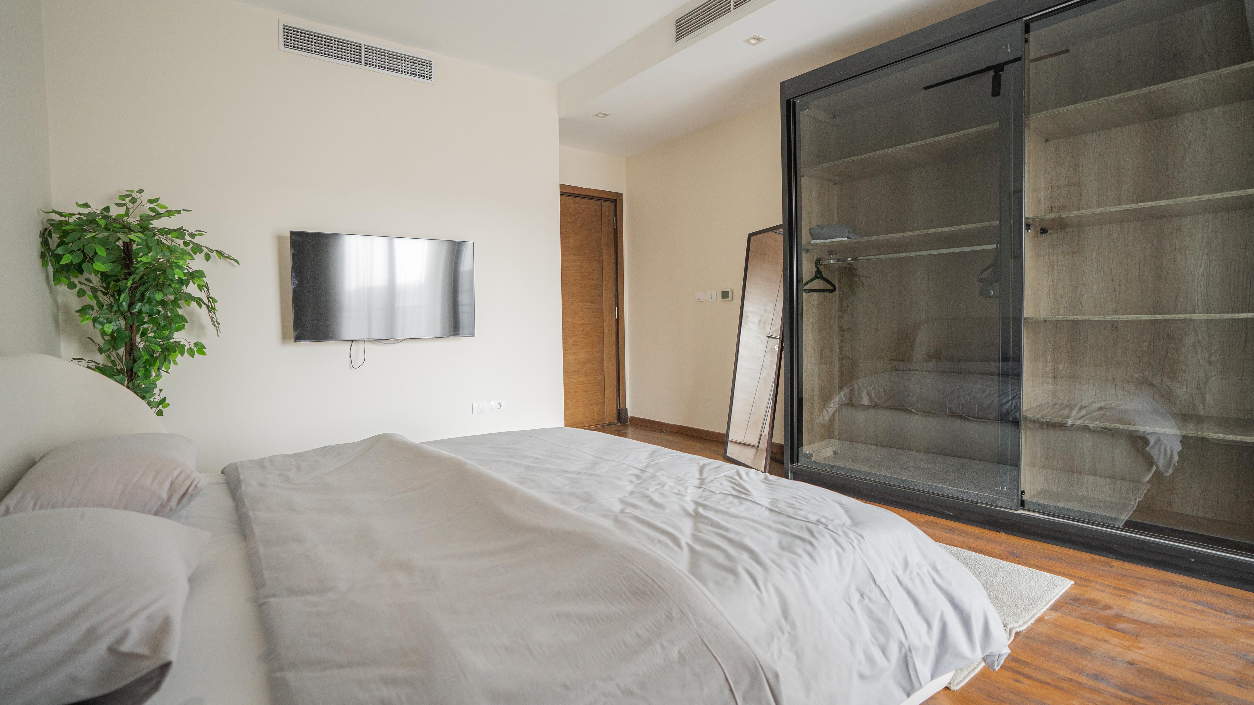 شقة غرفتين مفروش مودرن للايجار في كايرو فيستيفال