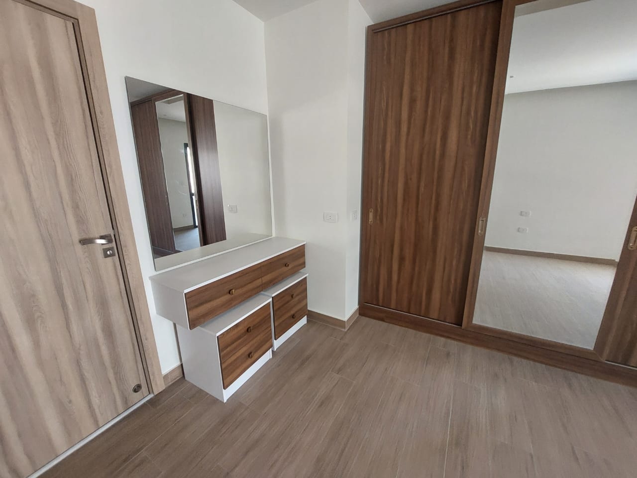 صورة مصغرة 5