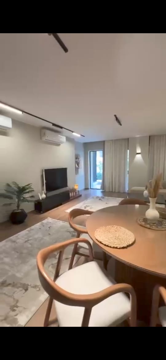 شقة مفروشة  للايجار ليك فيو ريزيدنس