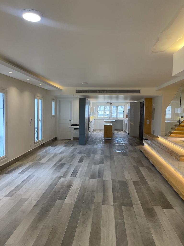 فيلا رووف للايجار(مطبخ وتكييفات) في ماونتن فيو هاي