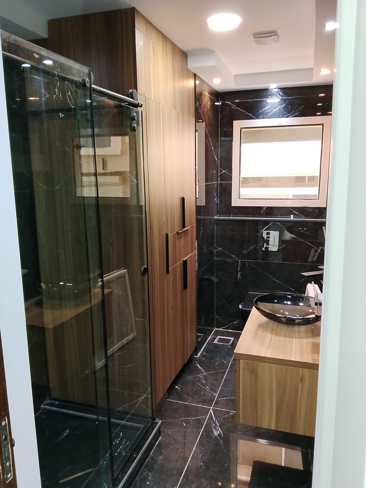 شقة نصف مفروشة في الدور الأرضي مع جاردن بيرايفت