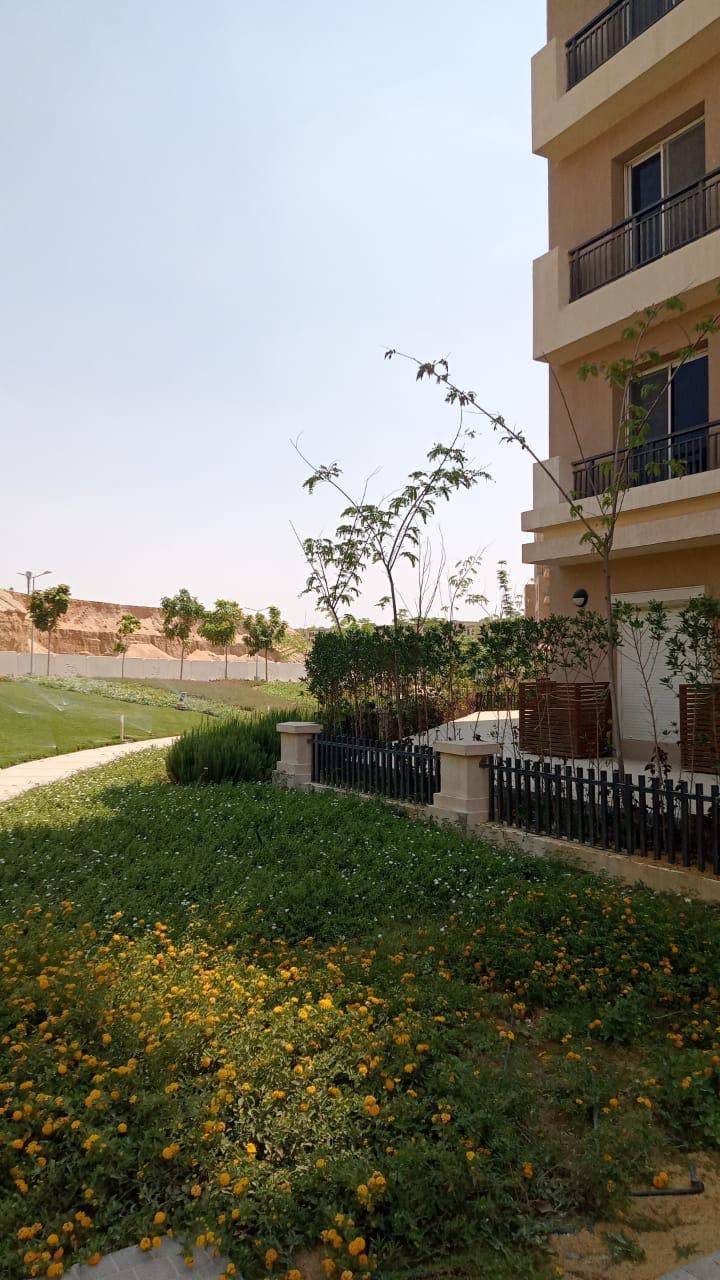 شقة مفروشة بالكامل مكونة من 3 غرف نوم للإيجار