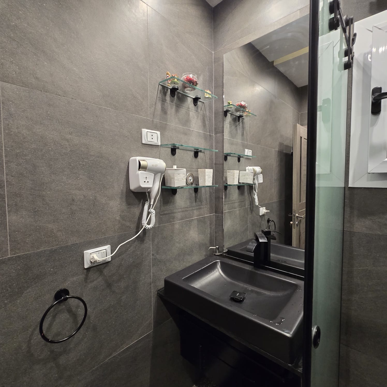 صورة مصغرة 5