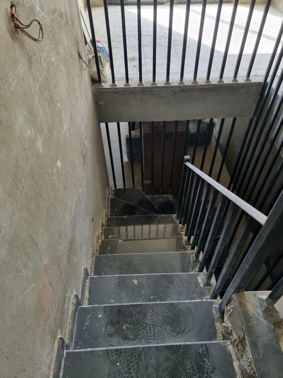 بنتهاوس للبيع فى جاليريا ريزيدنس - موقع مميز جدًا