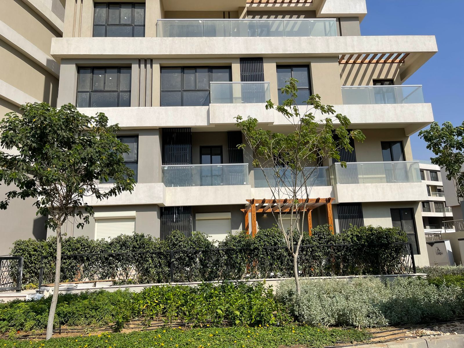 Prime location Apartment For Rent 130m in Villette