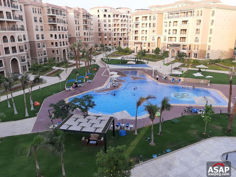 شقة مفروشة بالكامل مكونة من غرفتي نوم للإيجار في 90 افينيو