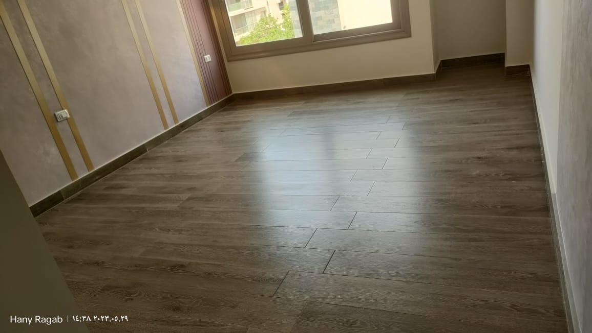 شقة  للإيجار 133 مترفى كمبوند جاليريا مون فالي - ارابيا