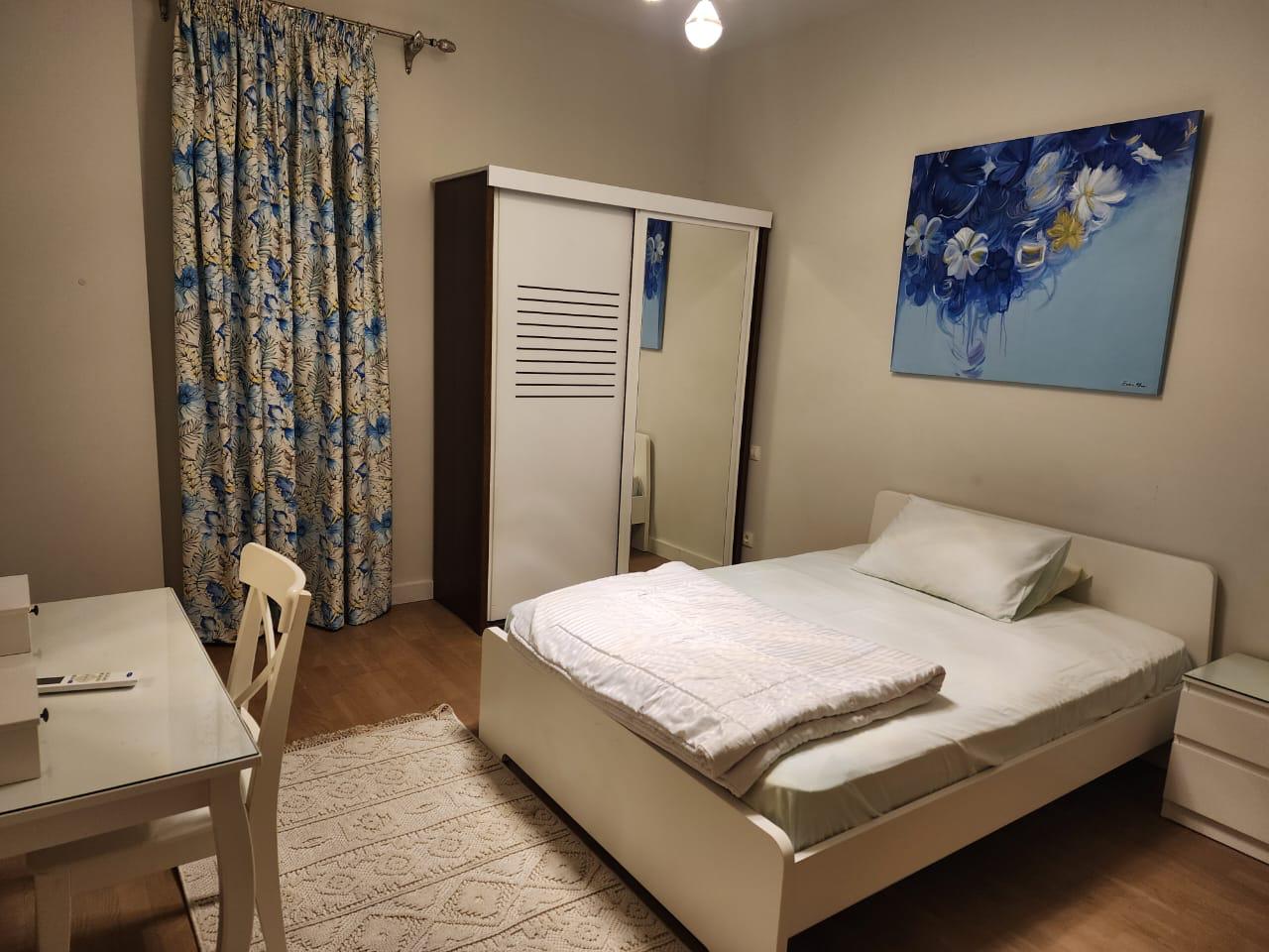 Apartment for rent in mivida - first use 220 sqm