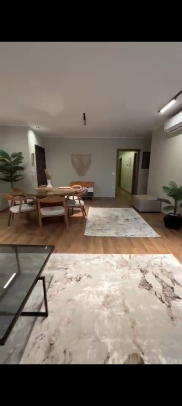 شقة للإيجار في ليك فيو ريزيدنس ، مفروشة بالكامل