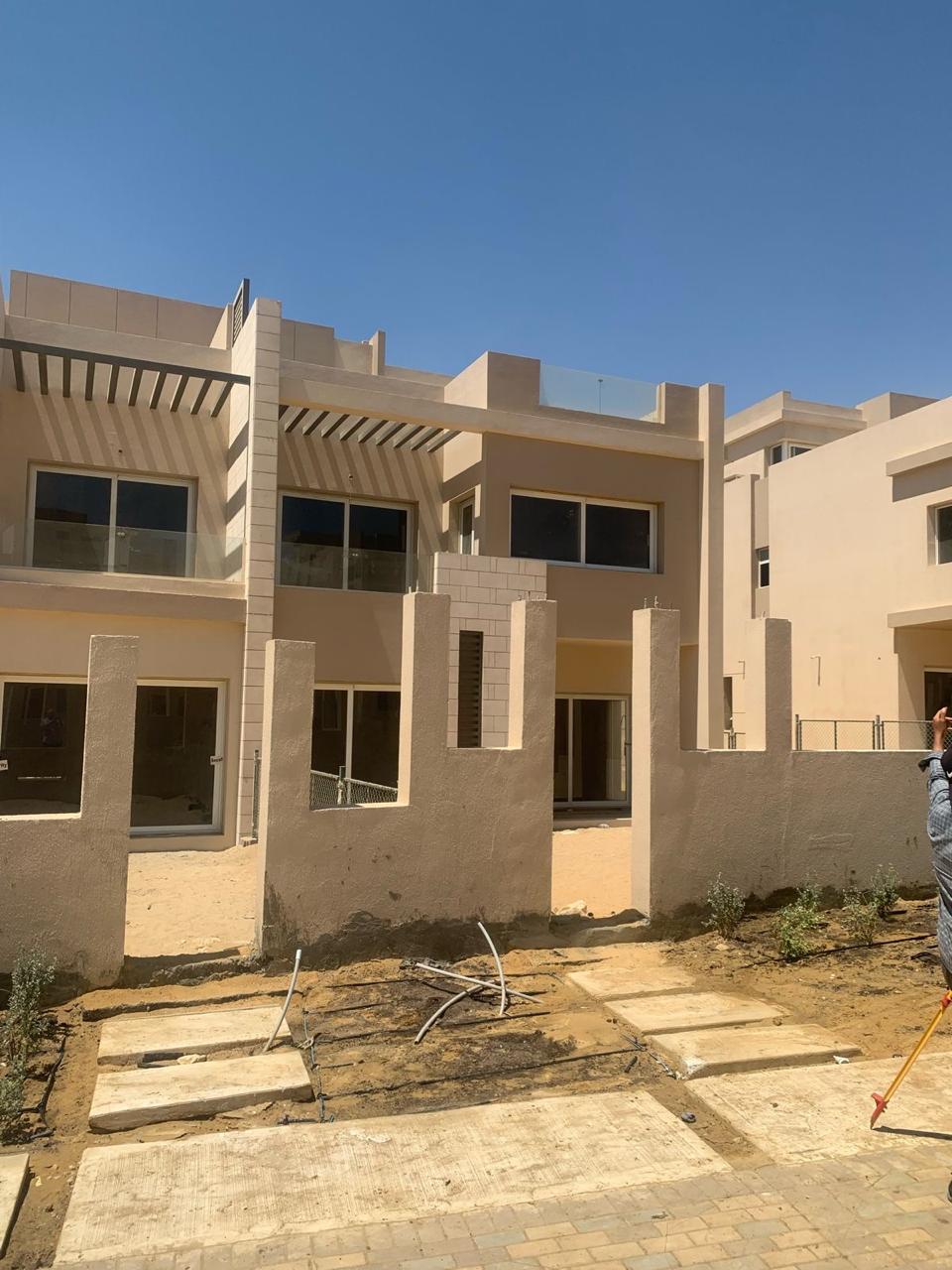 جاهز للاستلام - توين هاوس للبيع في تاوني - هايد بارك