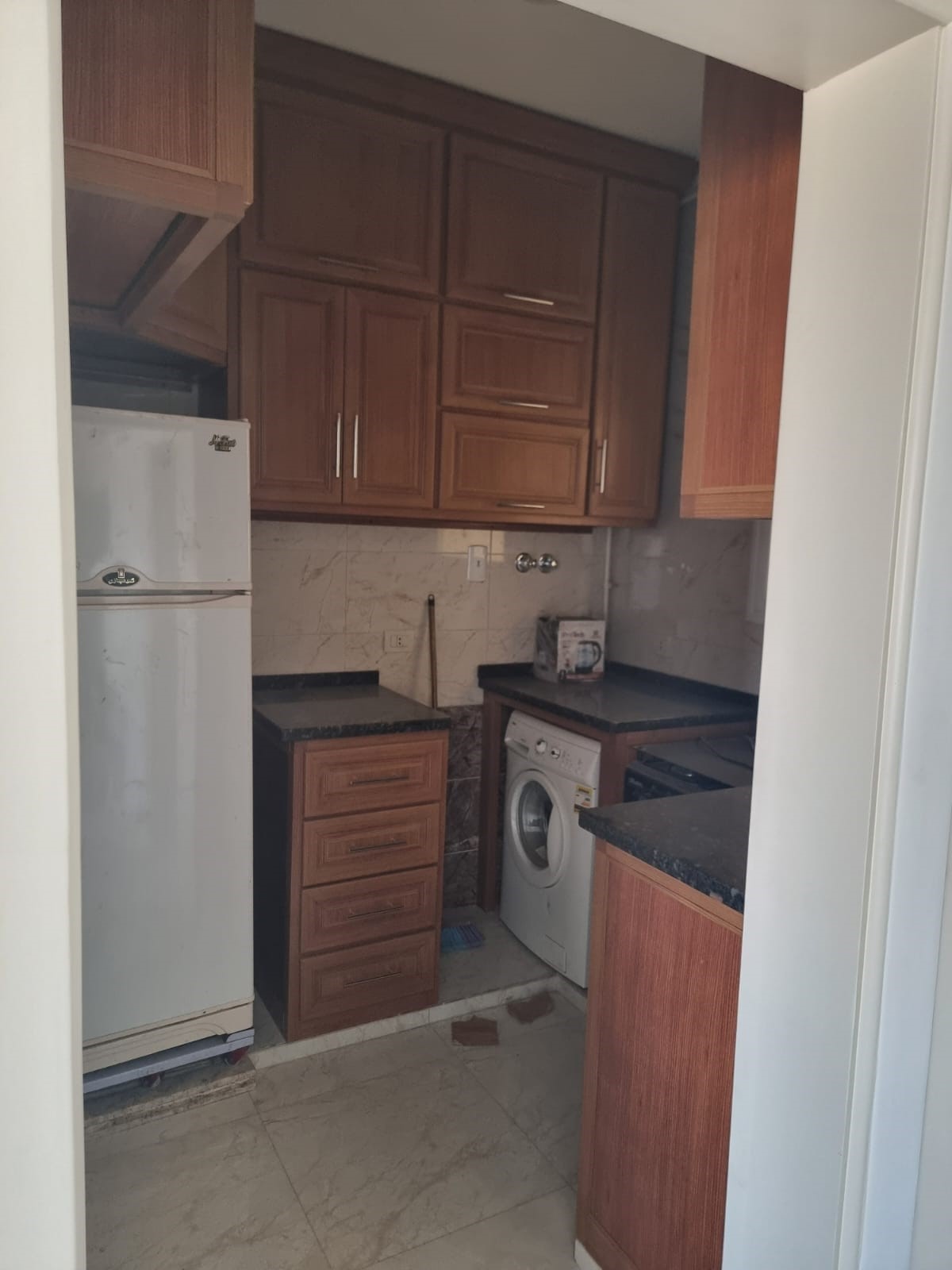 ستوديو - مفروش بالكامل للإيجار 86 متر في هايد بارك