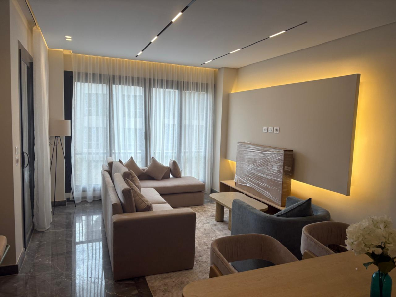 شقة مفروشة حديثة للإيجار في كمباوند ديستريكت 5 – التجمع الخامس