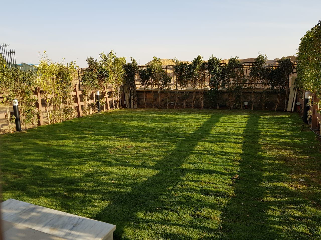 اي فيلا مفروشة بالكامل للإيجار-مونتن فيو هايد بارك