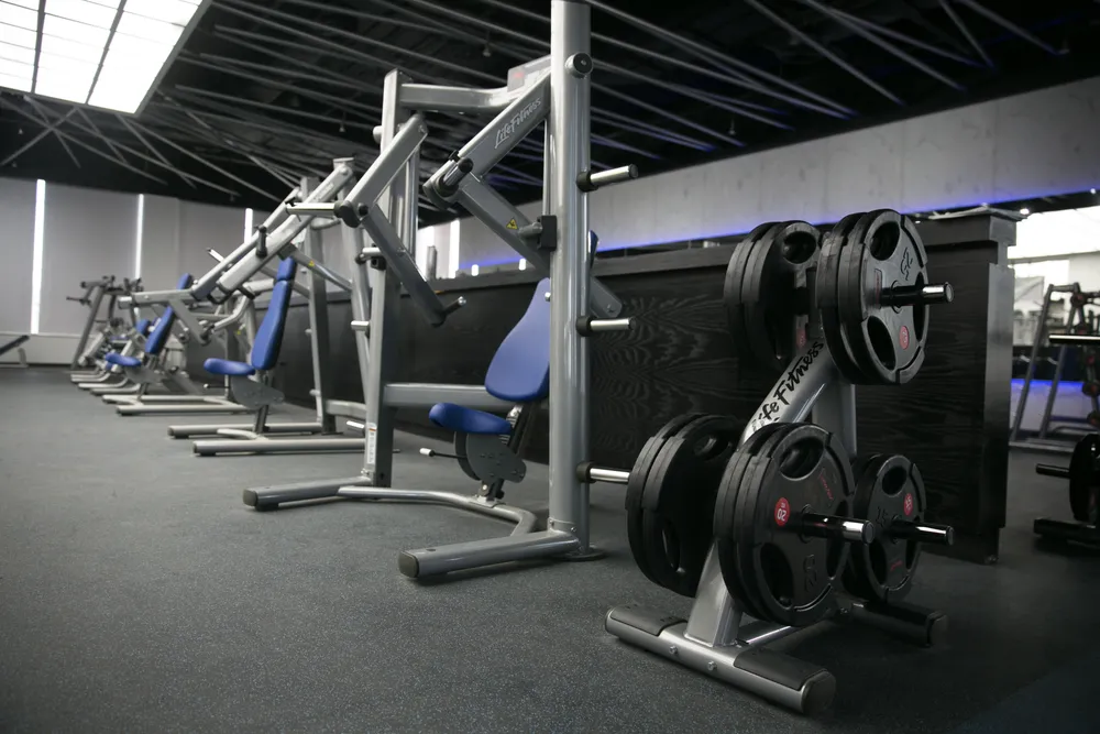 شقة للبيع في ليك فيو ريزيدنس | 191 م² | 3 غرف نوم | 3 حمامات | بدون تشطيب