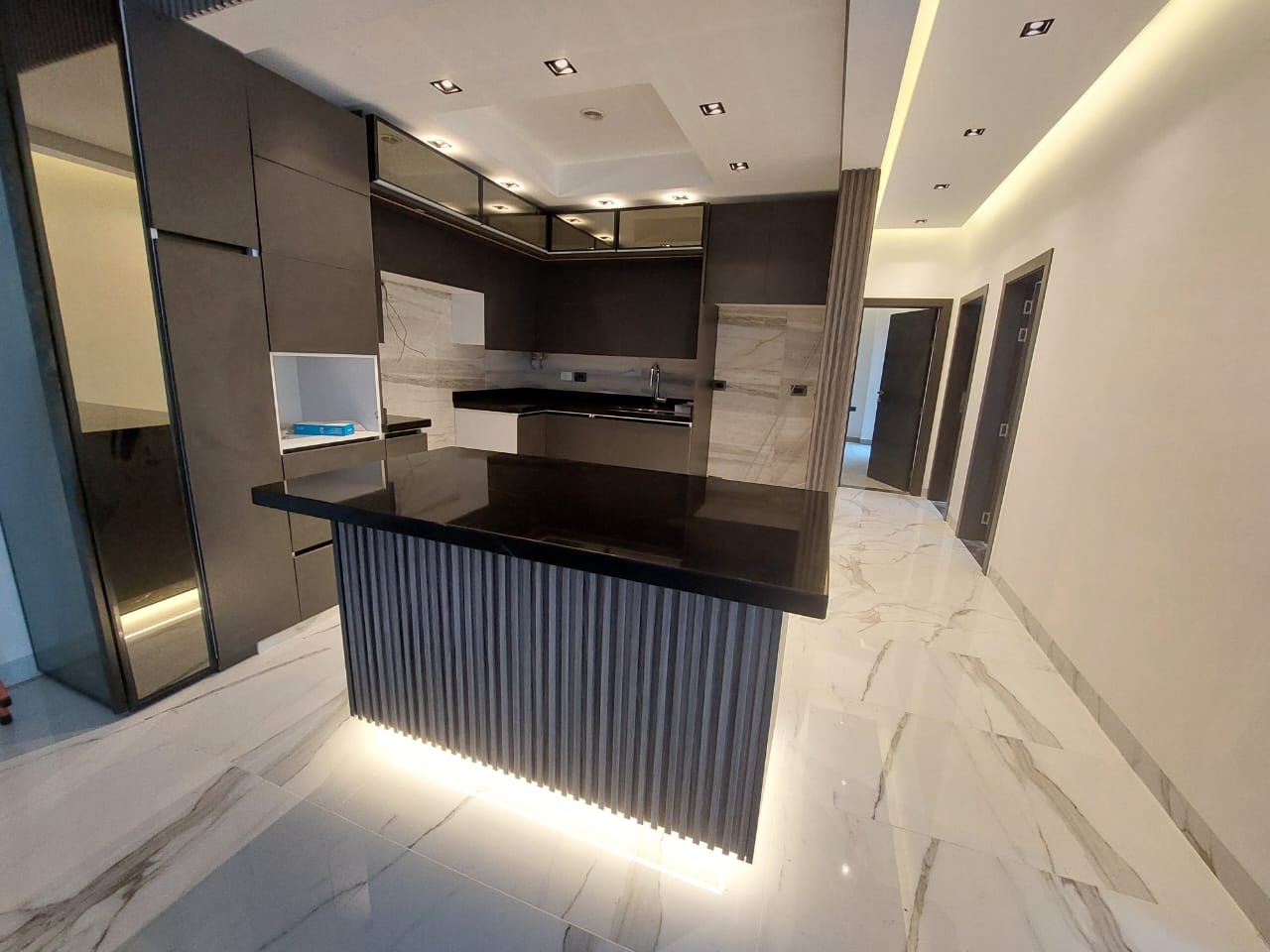 شقة مفروشة بالكامل للبيع في إل باتيو أورو