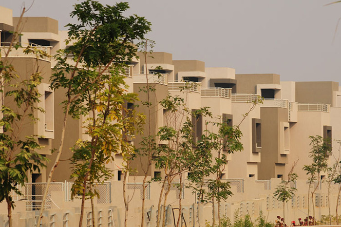 توين هاوس 4 غرف للبيع في PK 2 – بالم هيلز قطامية اكستنشن | 300 م² | نصف تشطيب