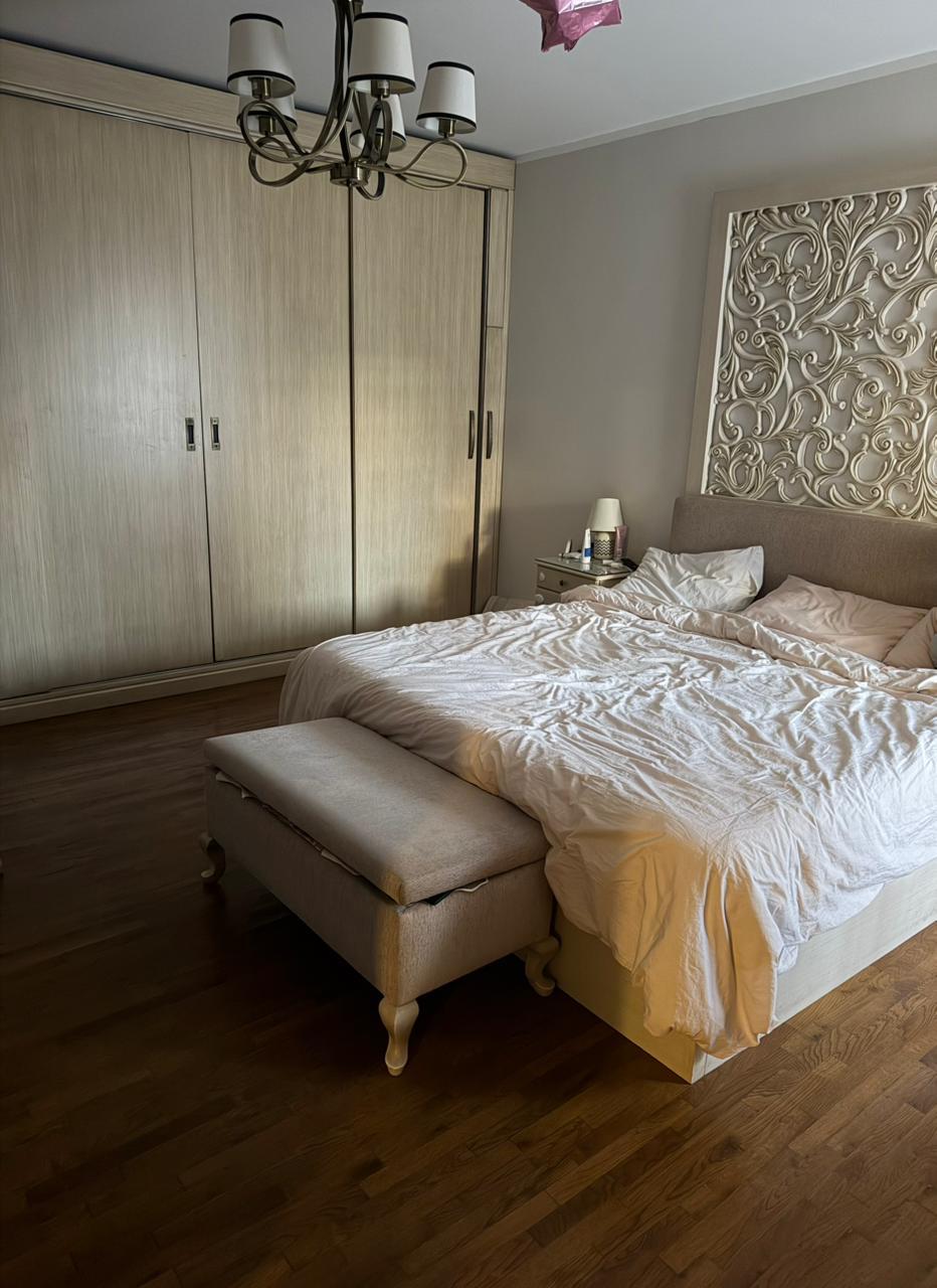 شقة الدور الارضي مع حديقة للإيجار 196م - زيد ديونز