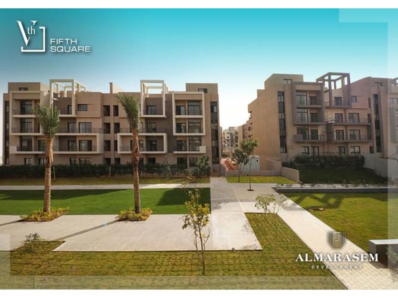 شقه للبيع 155 متر + 60 متر حديقه في فيفث سكوير