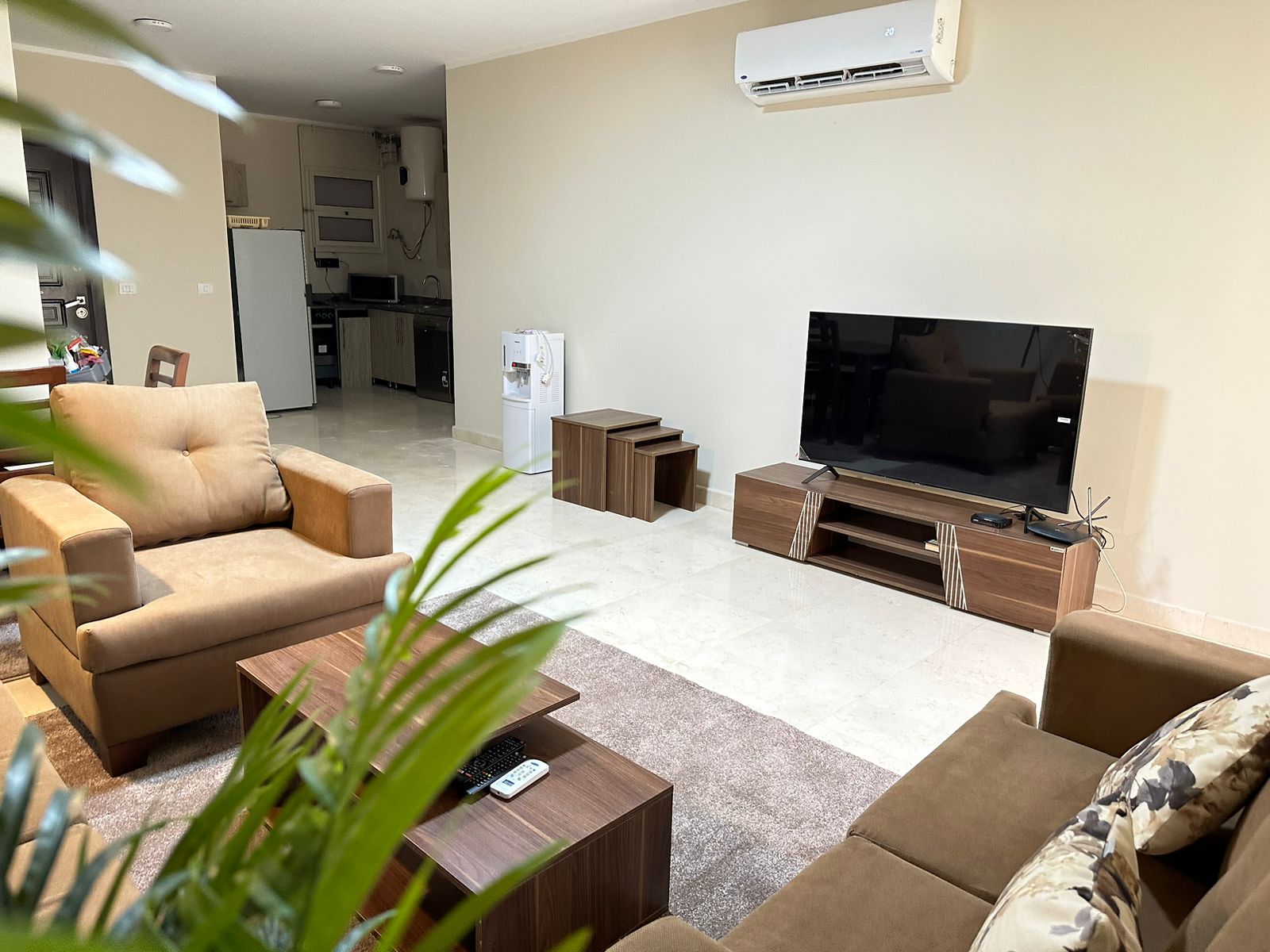 ستوديو بجاردن للايجار المفروش في 90 افينيو