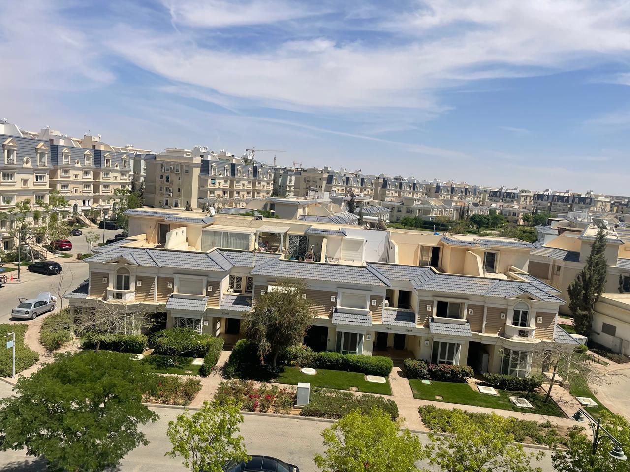 اي فيلا شبه مفروشة للإيجار في مونتن فيو هايد بارك