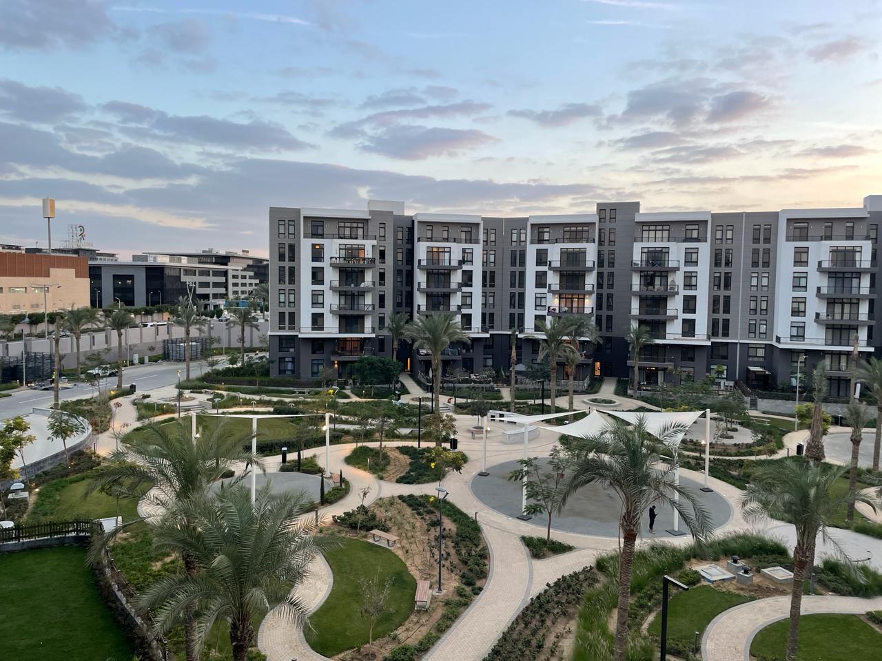 شقة الترا مودرن مفروشة للايجار في كايرو فيستيفال