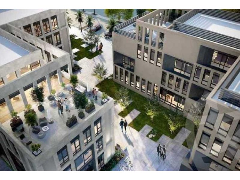 شقة أرضي بحديقة خاصة في ديستريكت 5  للبيع  بالتقسيط