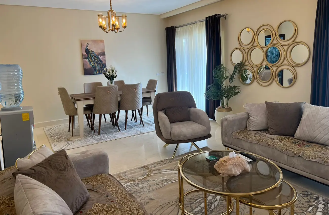 Furnished 2BR Apartment in Compound 90 Avenue