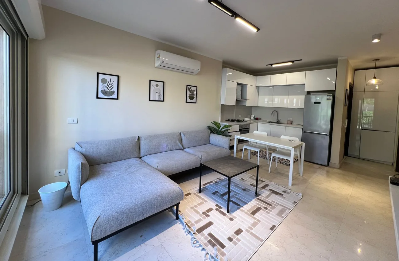 Modern ground furnished Studio for rent in 90 Avenue