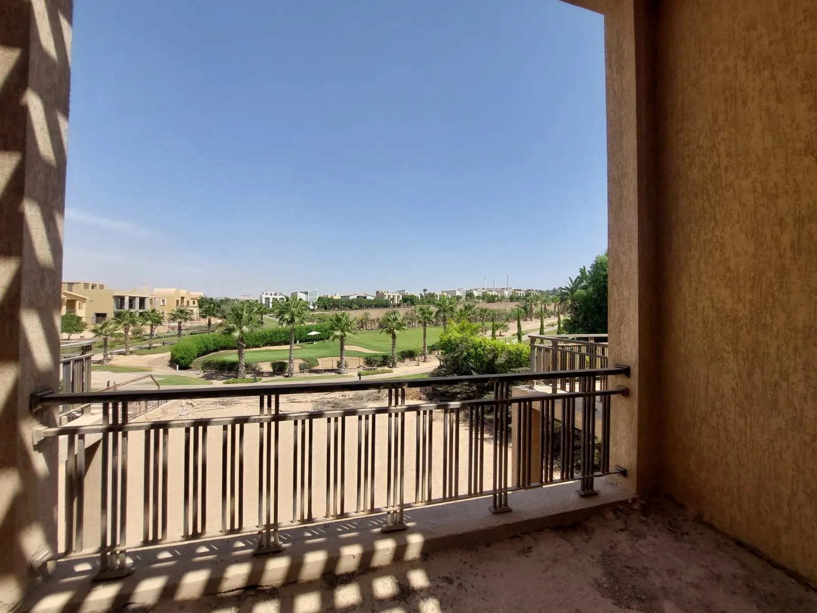 فيلا مستقلة - للبيع فى أليجريا - مساحتها - 353 متر