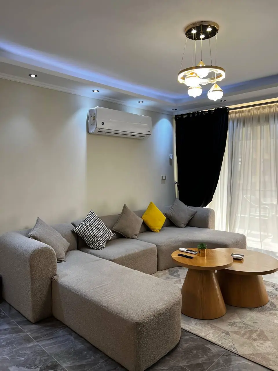 Luxury furnished apartment for rent in Azad 150sqm