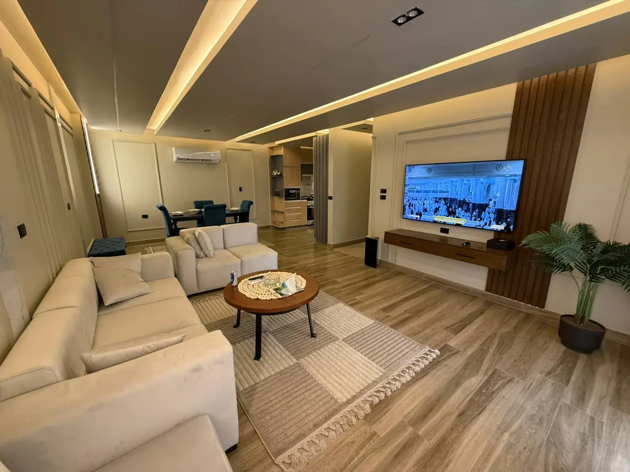 Luxury furnished apartment for rent in Azad