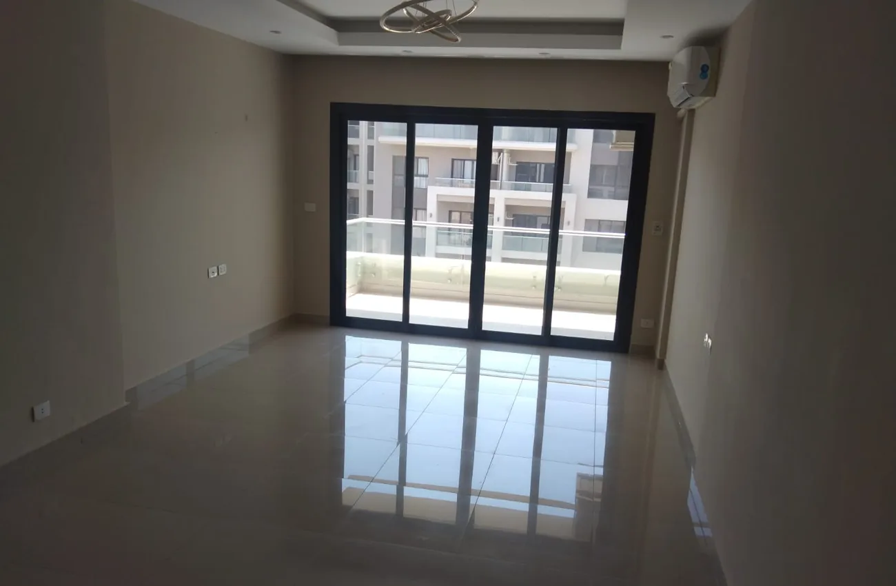 3 bedrooms kitchen and ACs apartment for rent