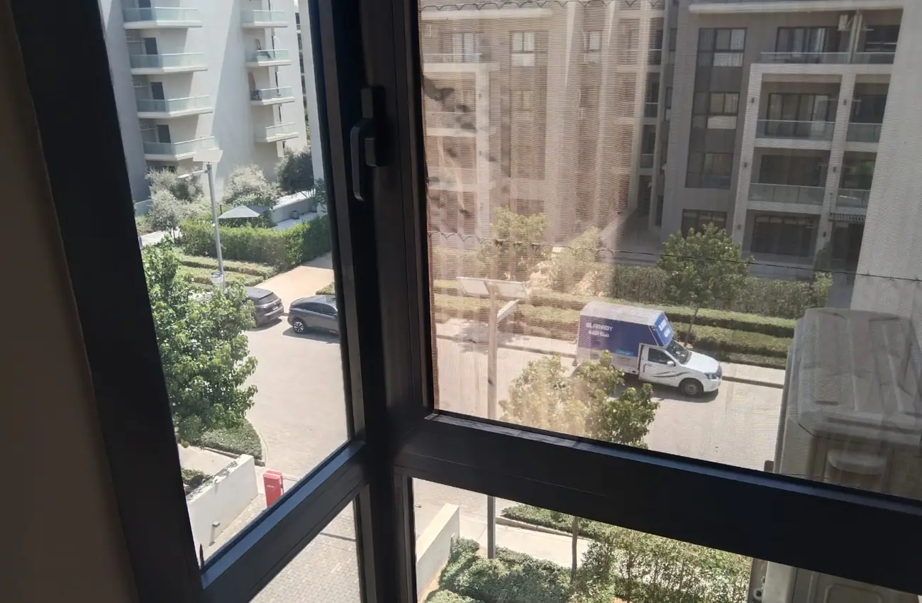 3 bedrooms kitchen and ACs apartment for rent