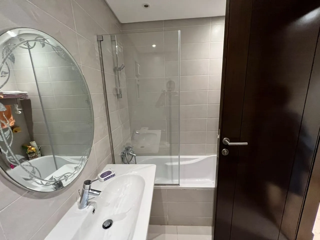 fully furnished apartment for rent in cfc
