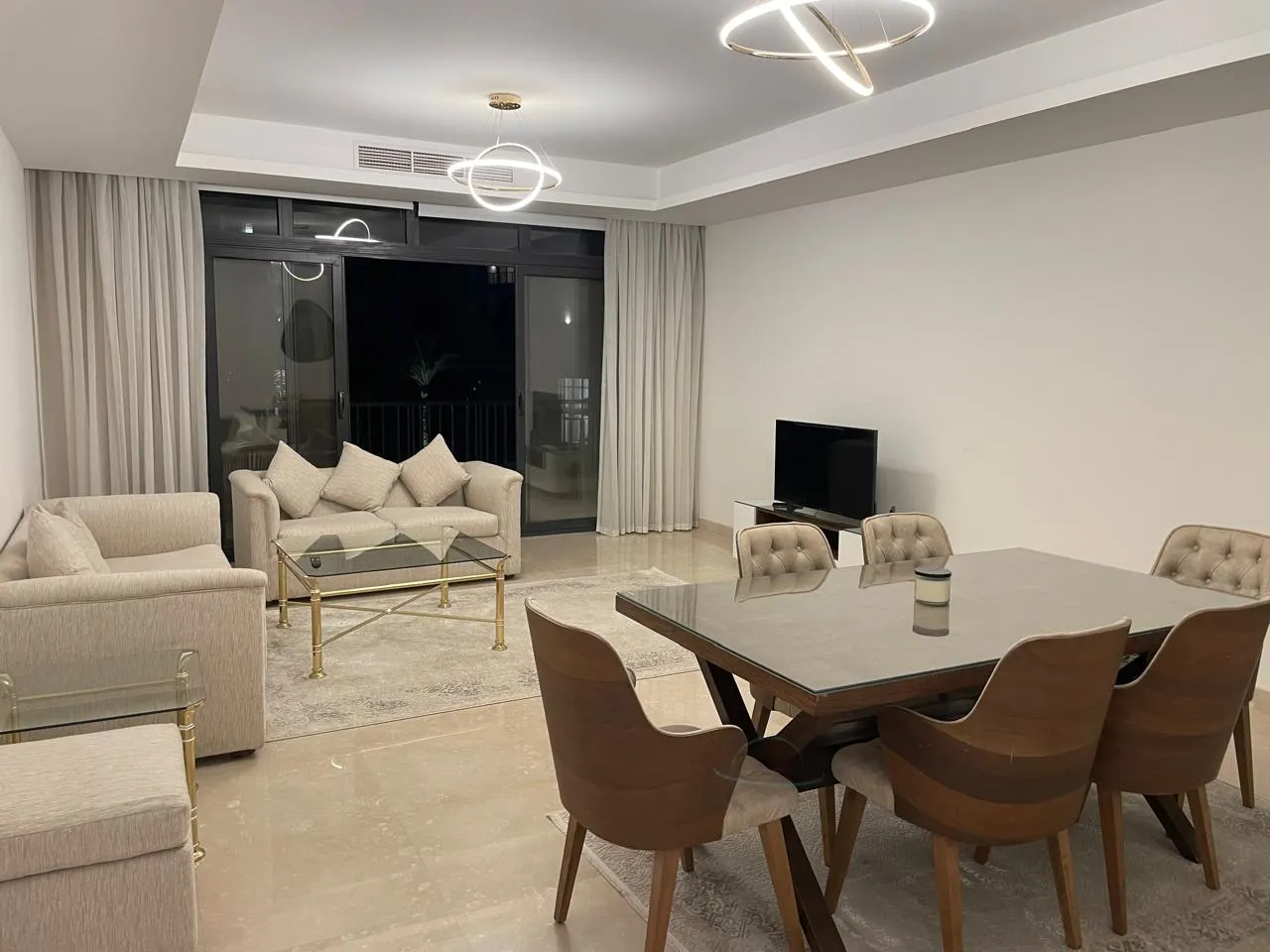 144 sqm Apartment for Monthly Rent in كايرو فستيفال سيتي New Cairo | 2 Beds | URE