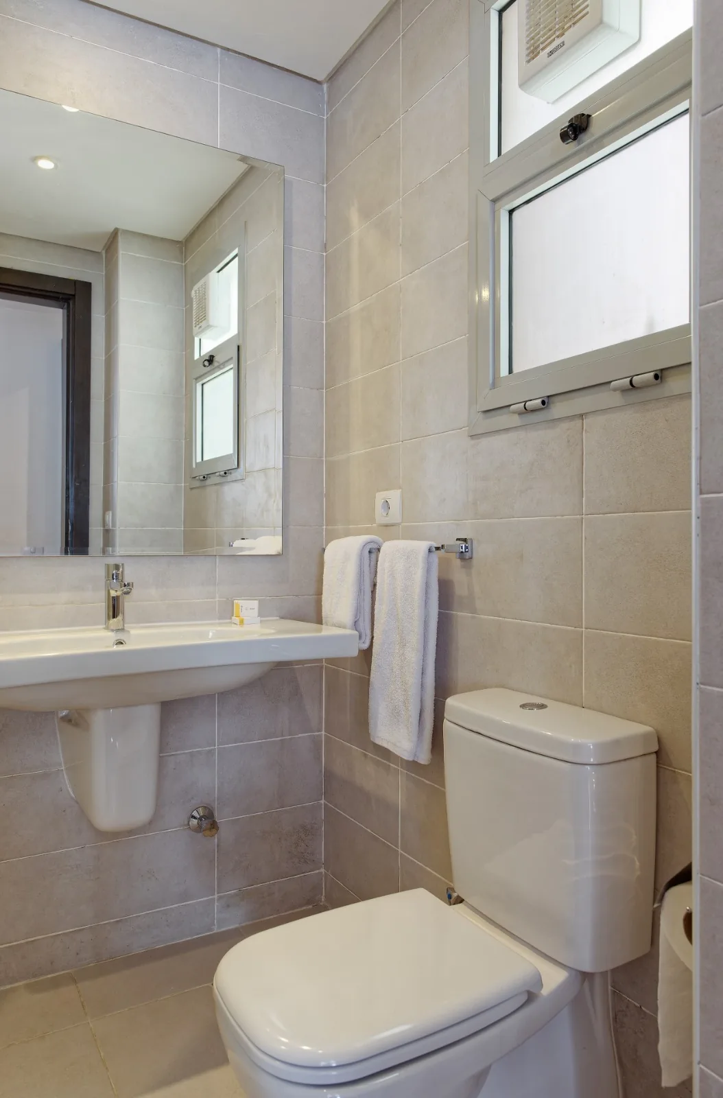 Apartment 2BR 170m For Rent in Cairo festival city