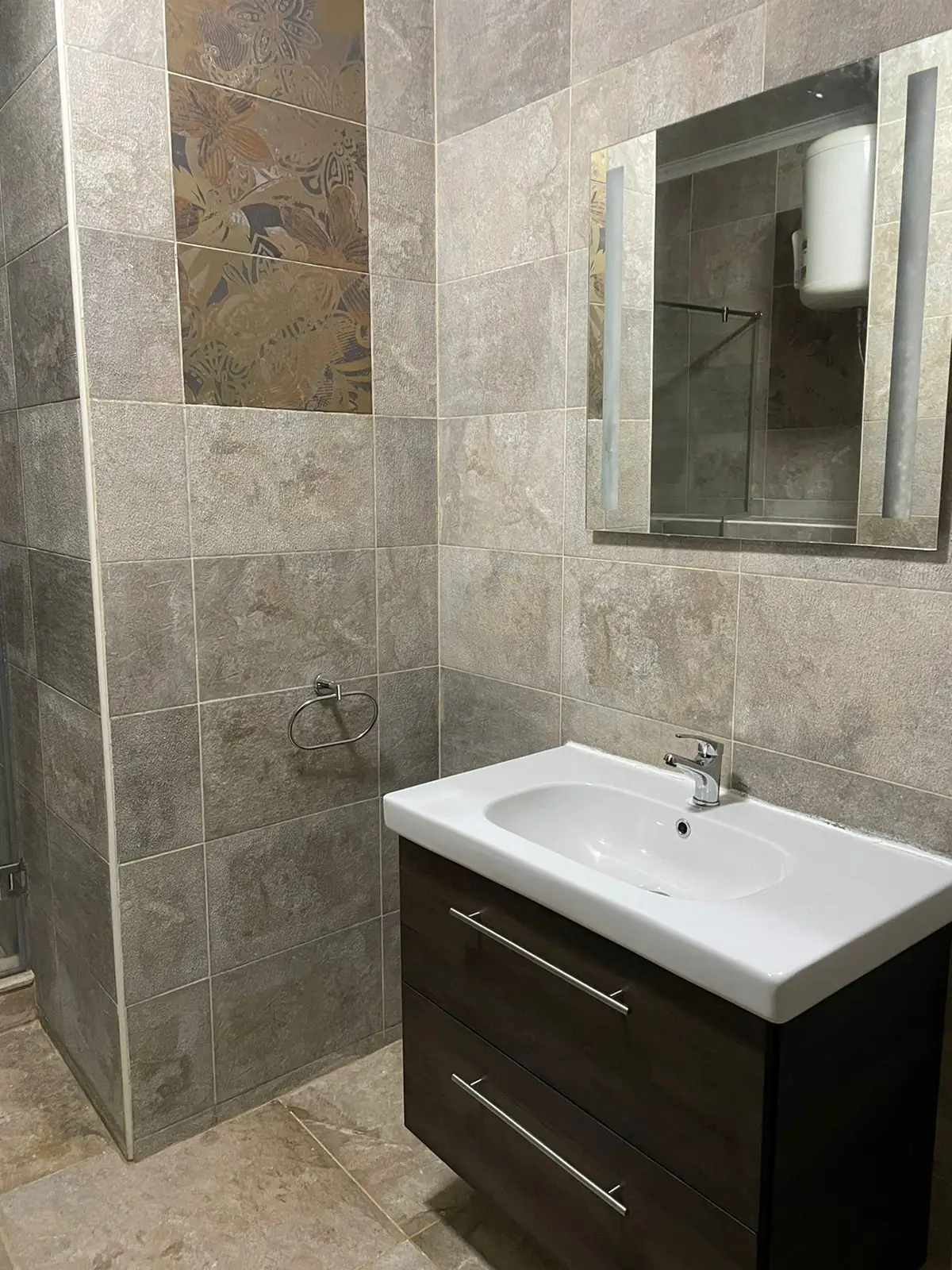 Stand Alone Villa for rent In CFC wz Kitchen-AC's