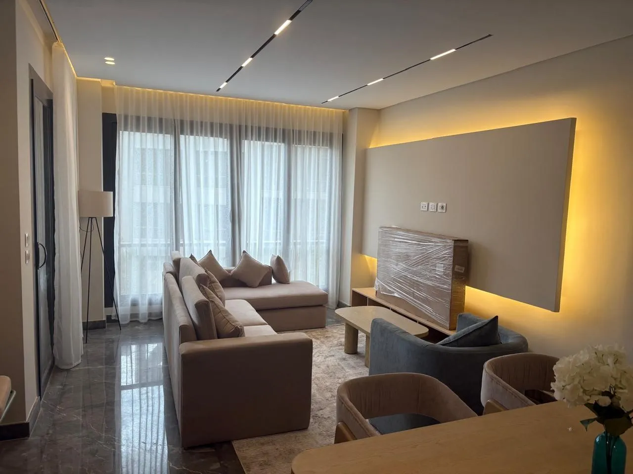 Modern furnished apartment For Rent in district 5