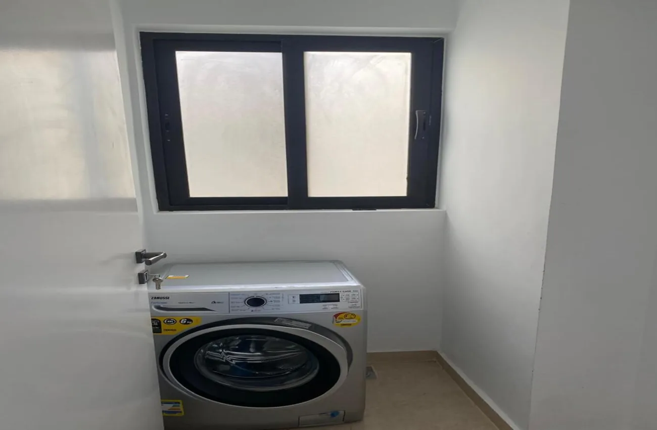 Apartment 3Br (Kitchen &amp;Ac’s) For Rent Eastown
