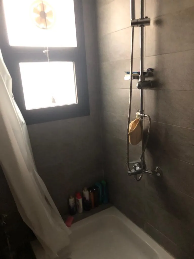 Semi furnished Apartment ForRent In Eastown sodic
