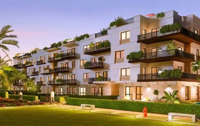Ground floor apartment 200 M  with garden for sale in Eastown, New Cairo
