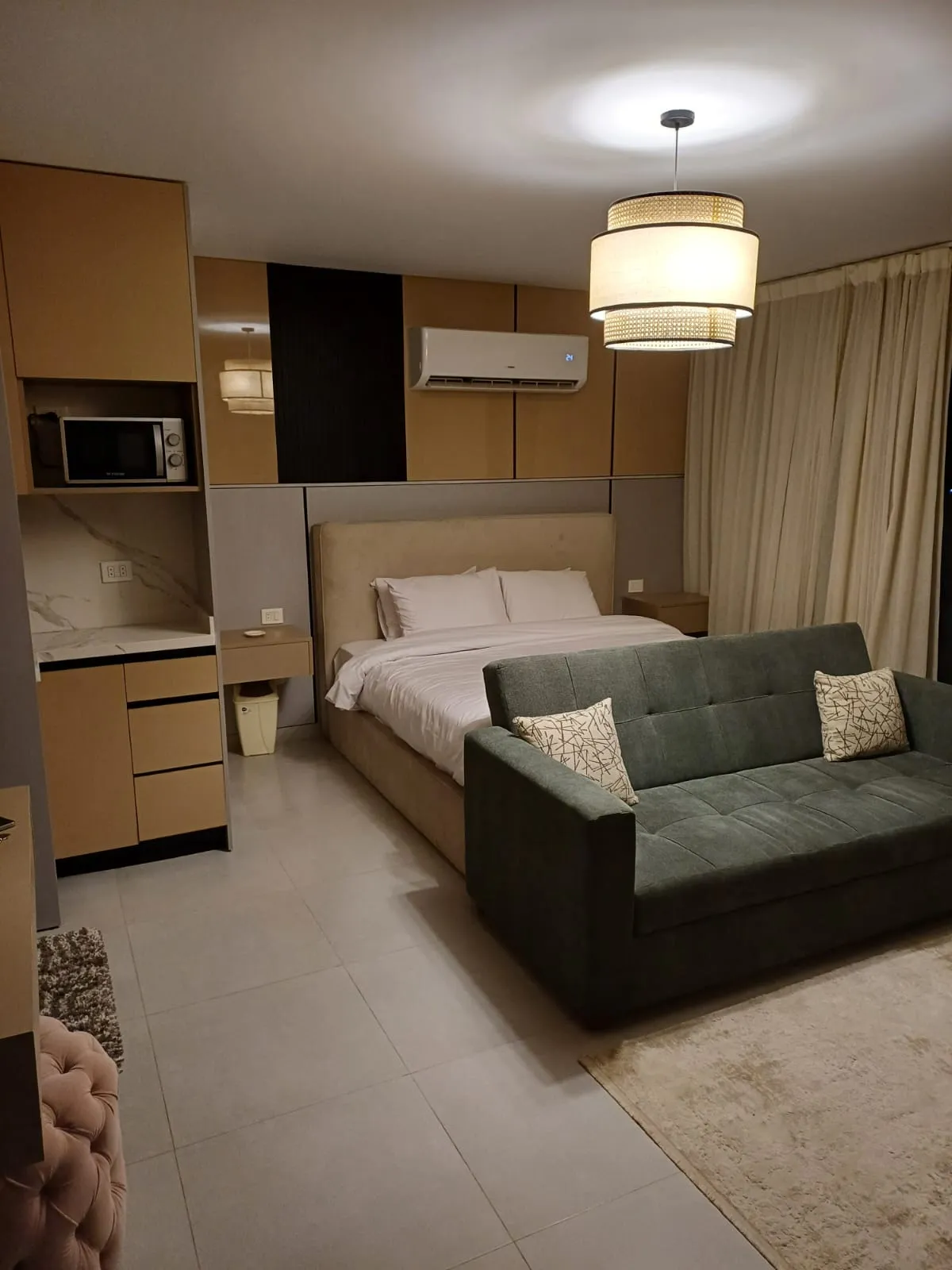Furnished Studio For Rent in Eastown Sodic