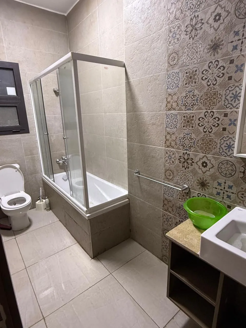 Fully furnished apartment 3 bedrooms for rent