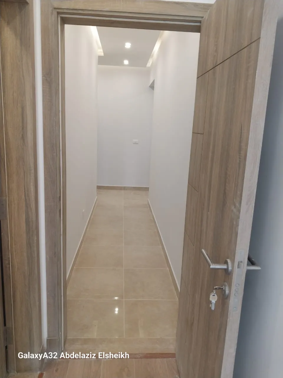 Semi furnished apartment for rent in fifth square