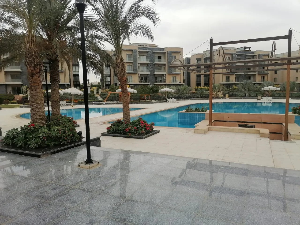 Furnished 2BR Apartment For Rent in Galleria